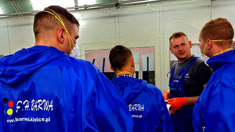 Zdjęcie pracowników pomocy technicznej